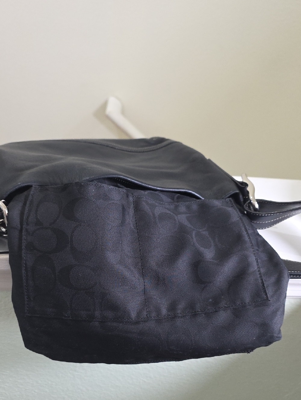 COACH 1415 Vintage 2004 Legacy Slim Black/Silver Smooth Leather Crossbody EUC - Picture 17 of 17